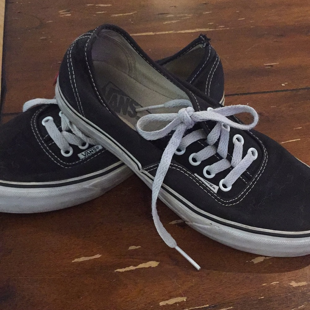 Vans black shoes. Women’s 7.5